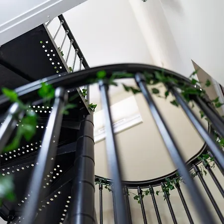 Castle Bay Apartment *